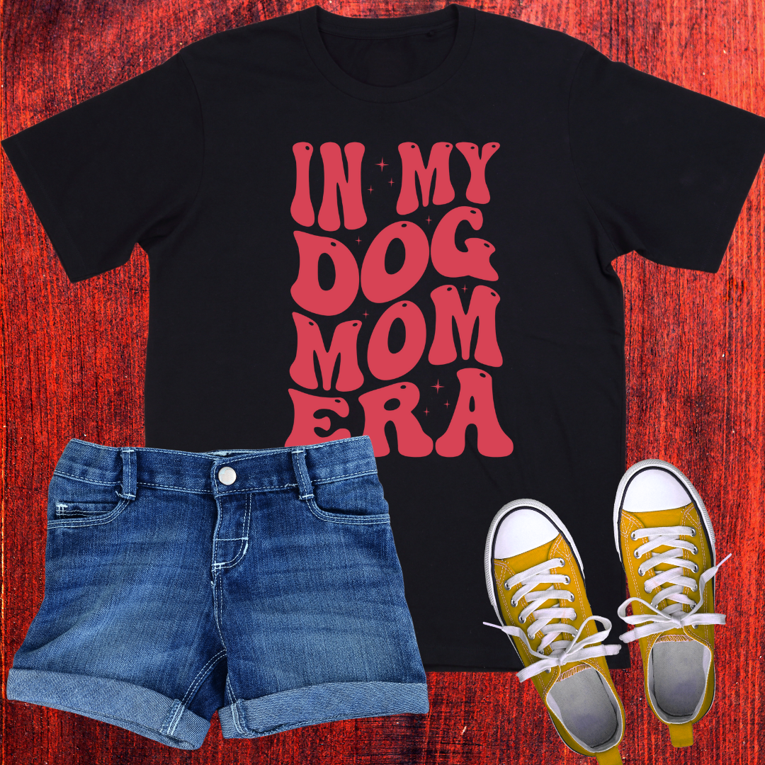 In my dog mom Era T-Shirt